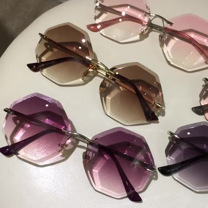 Women's Retro UV400 Sunglasses